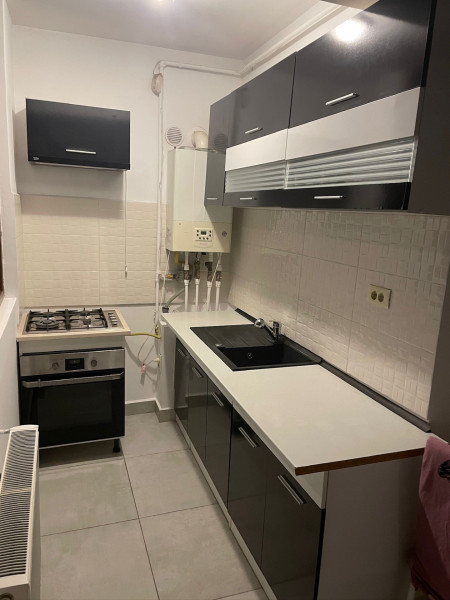 Vânzare apartament de 3 camere Militari Residence