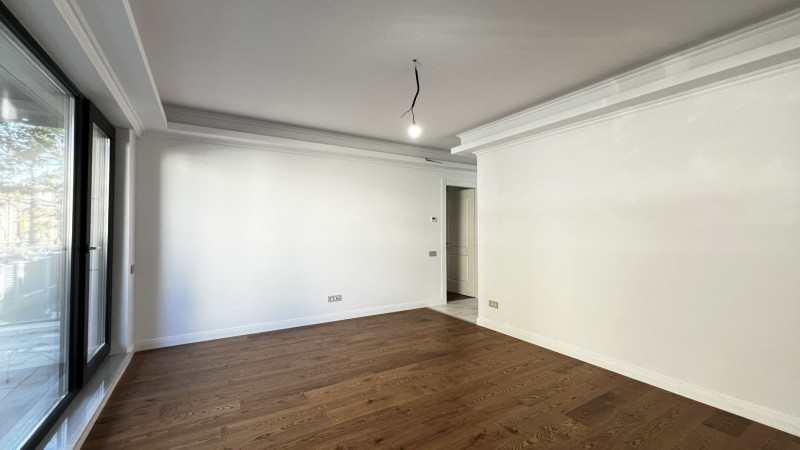 Unirii, apartament cu terasa spre Est