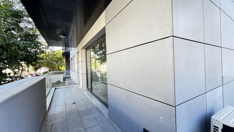 Unirii, apartament cu terasa spre Est