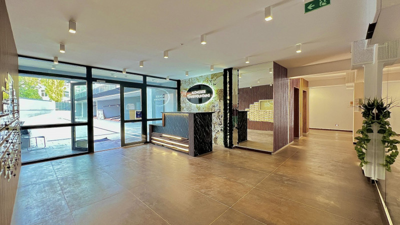 Unirii, apartament cu terasa spre Est