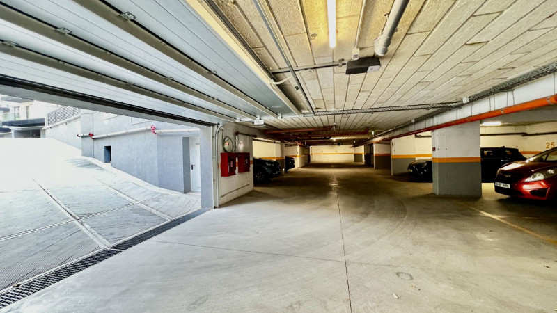 Unirii, apartament cu terasa spre Est