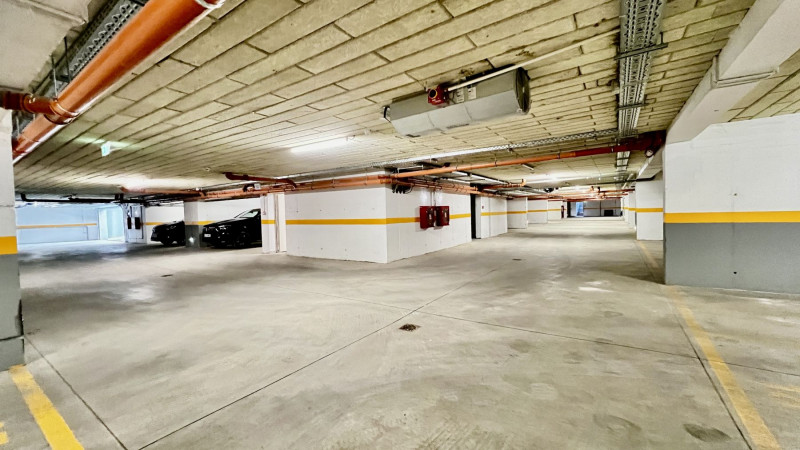 Unirii, apartament cu terasa spre Est