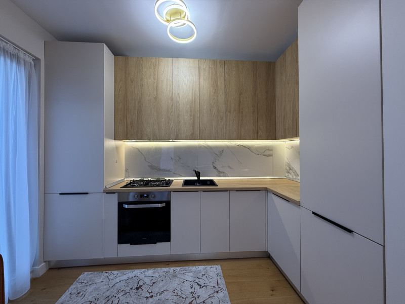 Unirii bloc 2023, apartament mobilat complet, terasa cu vedere superba !