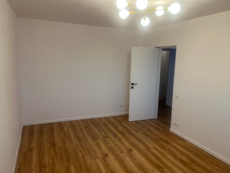 Vânzare apartament de 3 camere Drumul Taberei- Brâncuși 