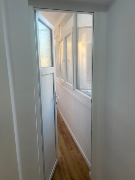Vânzare apartament de 3 camere Drumul Taberei- Brâncuși 