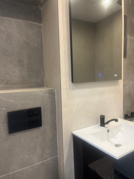 Vânzare apartament de 3 camere Drumul Taberei- Brâncuși 