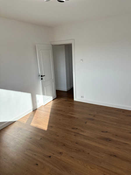 Vânzare apartament de 3 camere Tineretului- Calea Vacaresti