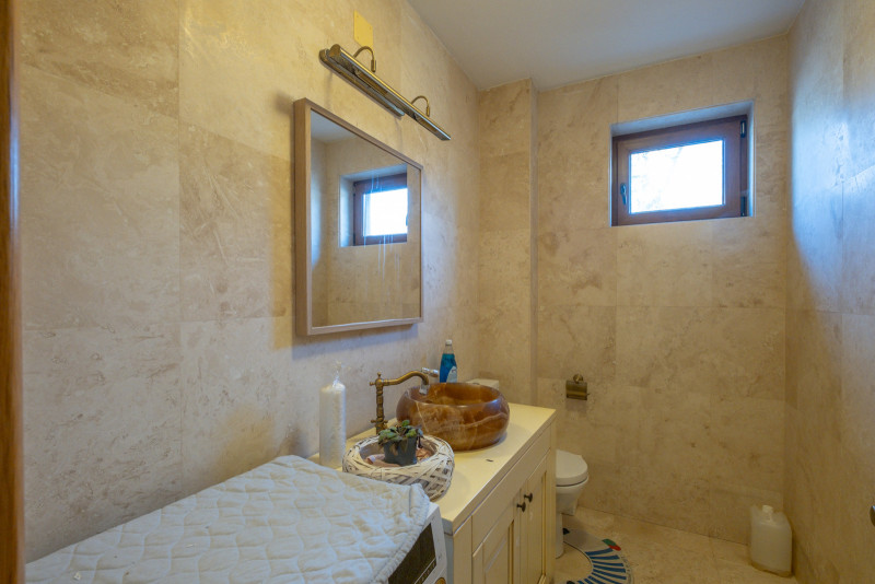 VILA DE LUX - DN1 - Liceul Francez