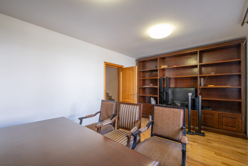 VILA DE LUX - DN1 - Liceul Francez