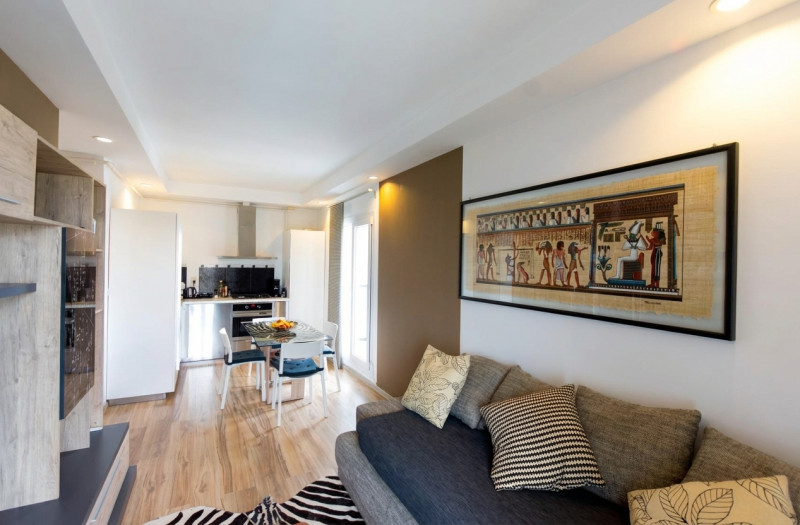 Apartament 2 camere de vânzare în Cosmopolis, mobilat, utilat  boxa inclusa 