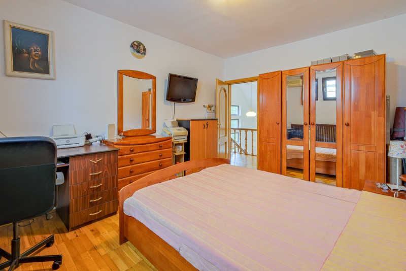 Vila Iancu Nicolae – între Grădina Zoo și Jolie Ville | Liniște, spațiu și confo