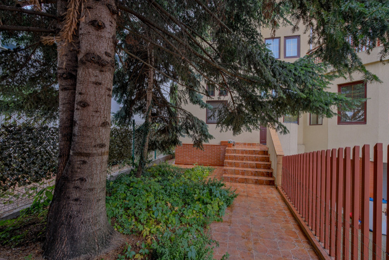 Vila Iancu Nicolae – între Grădina Zoo și Jolie Ville | Liniște, spațiu și confo