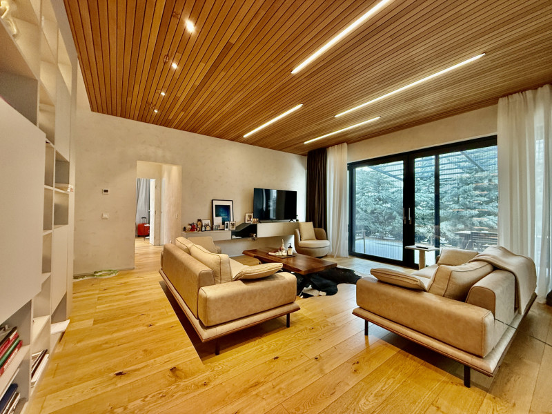 Martha Bibescu casa SMART, terasa 100mp priveliste W