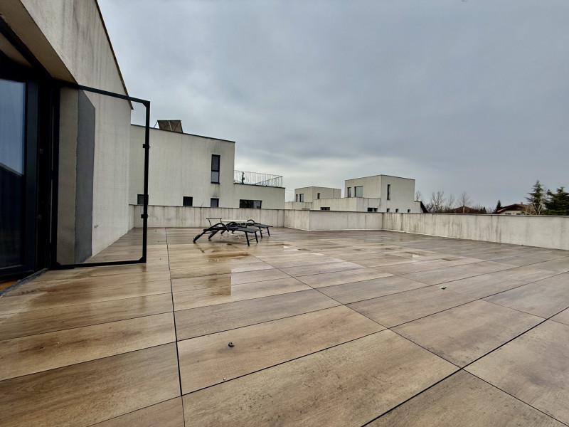 Martha Bibescu casa SMART, terasa 100mp priveliste W