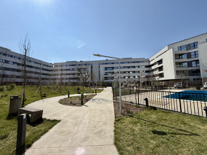 Apartament cu piscina si gradina proprie, nou, la prima inchiriere