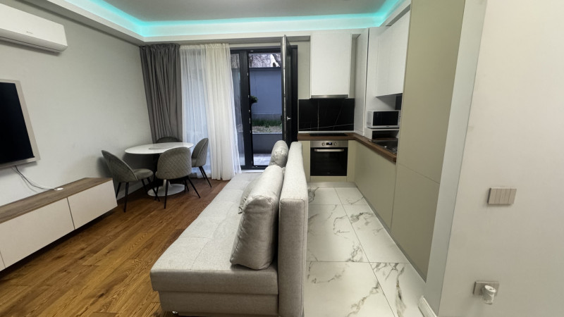 Închiriere apartament de 2 camere cu grădină Unirii