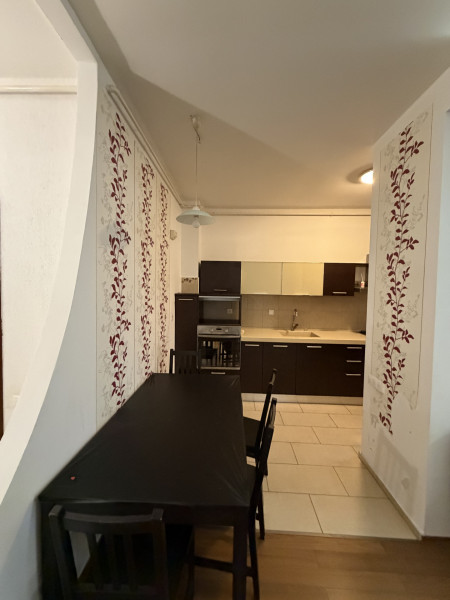 Apartament 3 camere Otopeni – Mobilat, Utilat, Parcare Inclusă