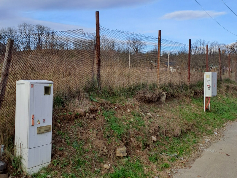 Teren intravilan  Vălenii de Munte – 9.123 mp | Deschidere 45 ml | Lângă râul Te