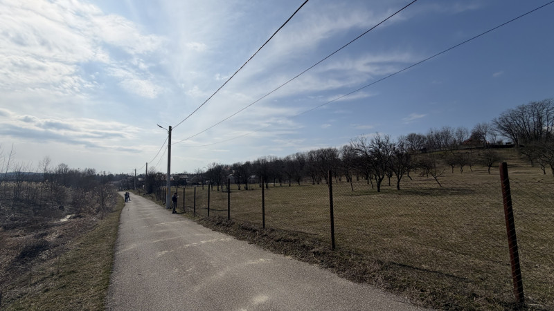 Teren intravilan  Vălenii de Munte – 9.123 mp | Deschidere 45 ml | Lângă râul Te