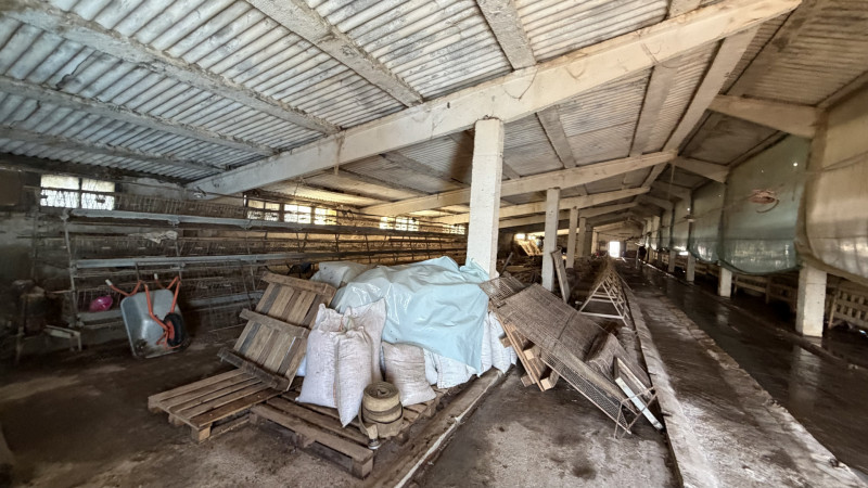 🏭 Hala industrială de vânzare în Beclean, Bistrița-Năsăud – 770 mp teren + cons