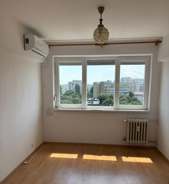 Vânzare apartament de 3 camere Gorjului- Militari