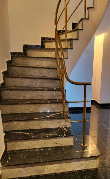 Vânzare duplex 4 camere Bulevardul Decebal