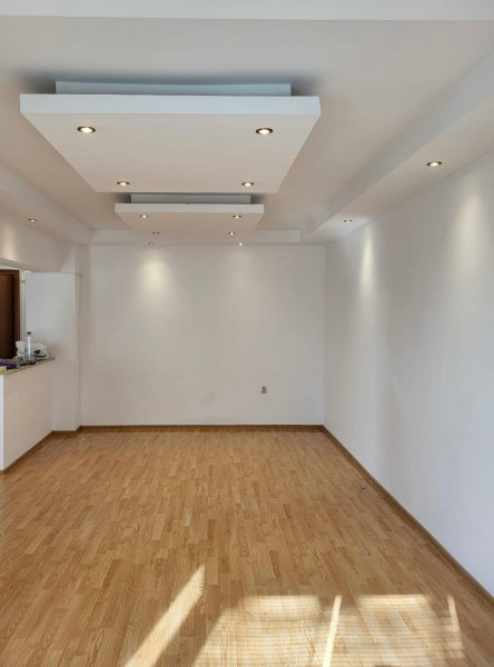 Vânzare duplex 4 camere Bulevardul Decebal