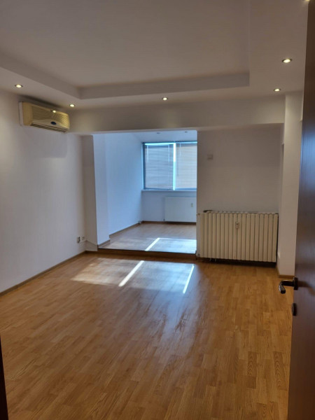 Vânzare duplex 4 camere Bulevardul Decebal