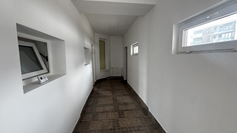 Vânzare vila 12 camere Sisești