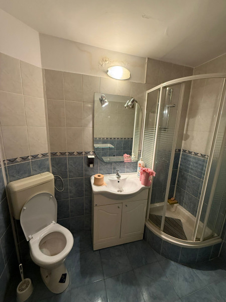 Vânzare apartament de 3 camere Decebal- vedere stradala