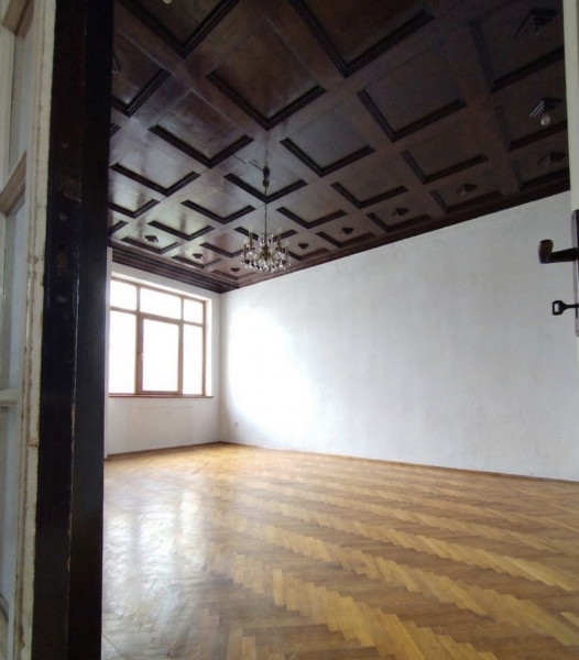 Vânzare apartament vilă interbelică Mosilor