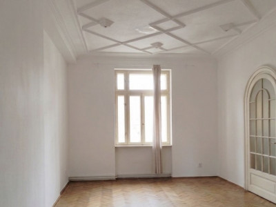 Vânzare apartament vilă interbelică Mosilor