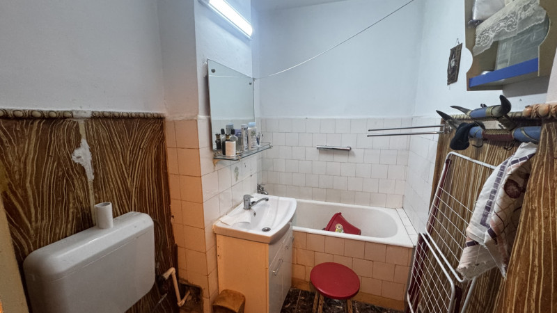 Vânzare apartament de 2 camere Titan- metrou 1 Decembrie 1918