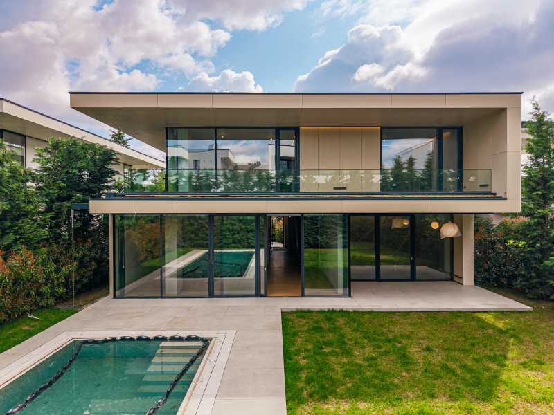 Modern Luxury VIlla in Pipera