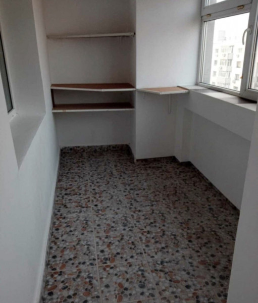 Vânzare apartament de 3 camere Calea Calarasilor- Muncii