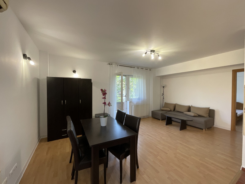 Greenfield apartament renovat 2 camere cu parcare