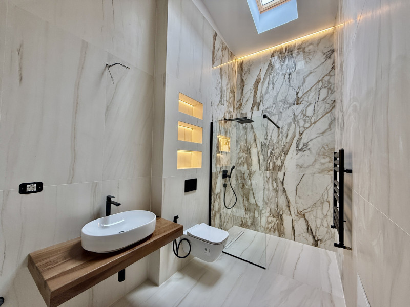 FORESTI SINAIA – Penthouse | Lux autentic la înălțimea muntelui 