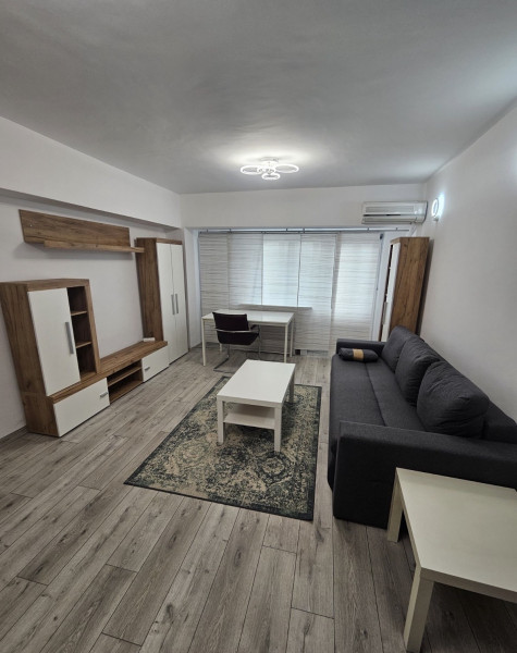 Vânzare apartament de 3 camere Bulevardul Decebal