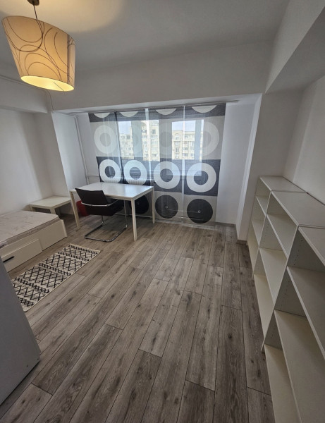 Vânzare apartament de 3 camere Bulevardul Decebal