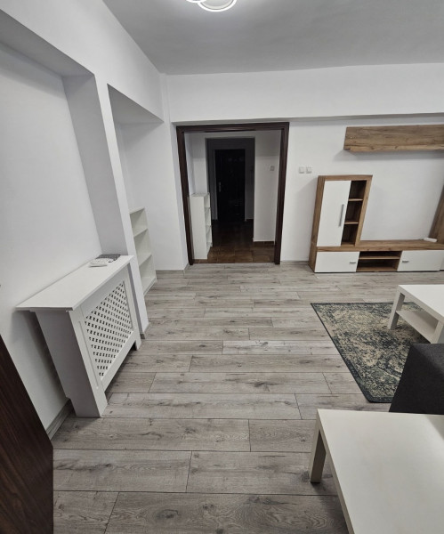 Vânzare apartament de 3 camere Bulevardul Decebal