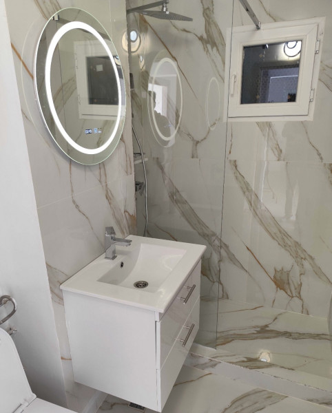 Vânzare apartament de 3 camere Drumul Taberei- Auchan
