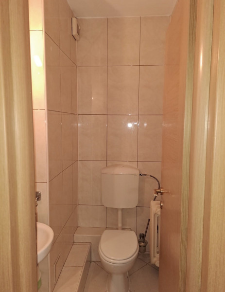 Vânzare apartament de 3 camere Unirii