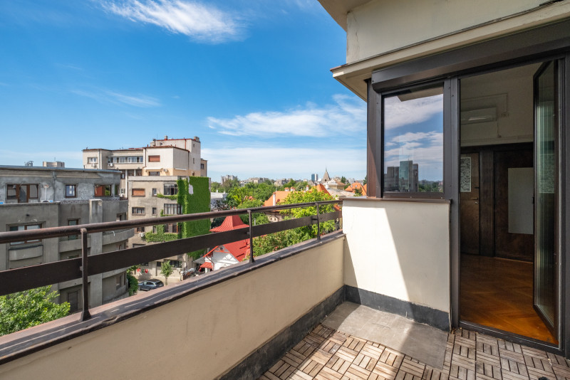 Proprietate rara in centrul Bucurestiului | 213 mp | Imobil consolidat | Garaj