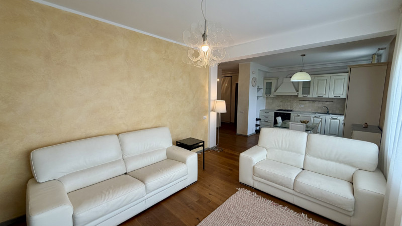 Apartament 3 camere de vanzare Baneasa - Sisesti loc parcare  suprateran