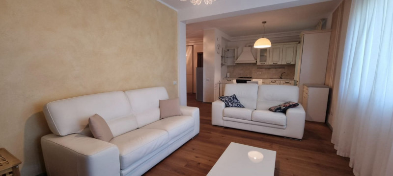 Apartament 3 camere de vanzare Baneasa - Sisesti loc parcare  suprateran