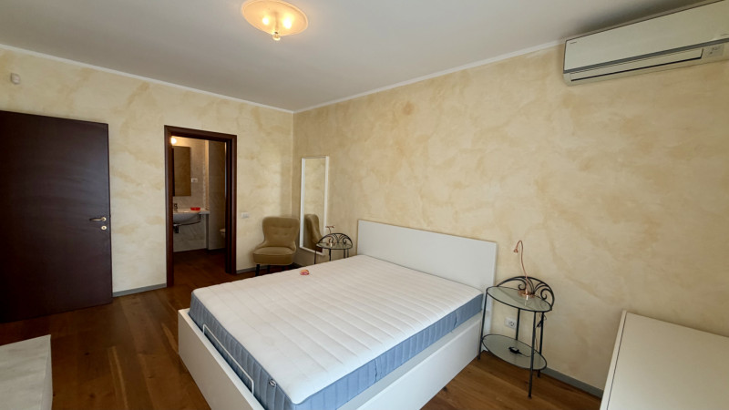 Apartament 3 camere de vanzare Baneasa - Sisesti loc parcare  suprateran