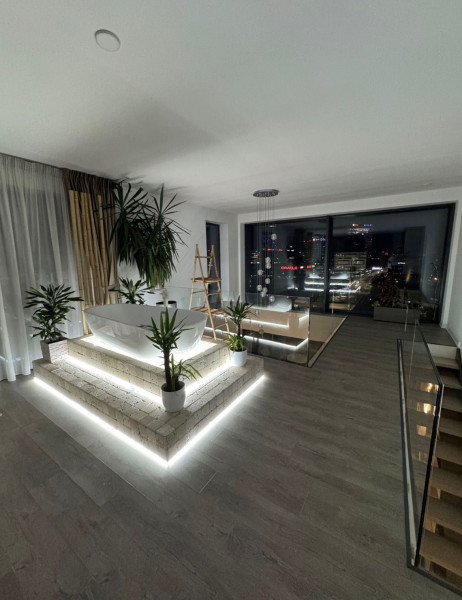 Închiriere Penthouse spectaculos Cloud 9
