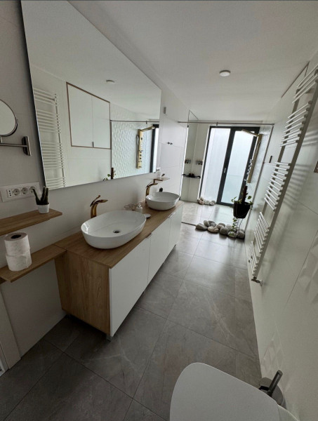 Închiriere Penthouse spectaculos Cloud 9