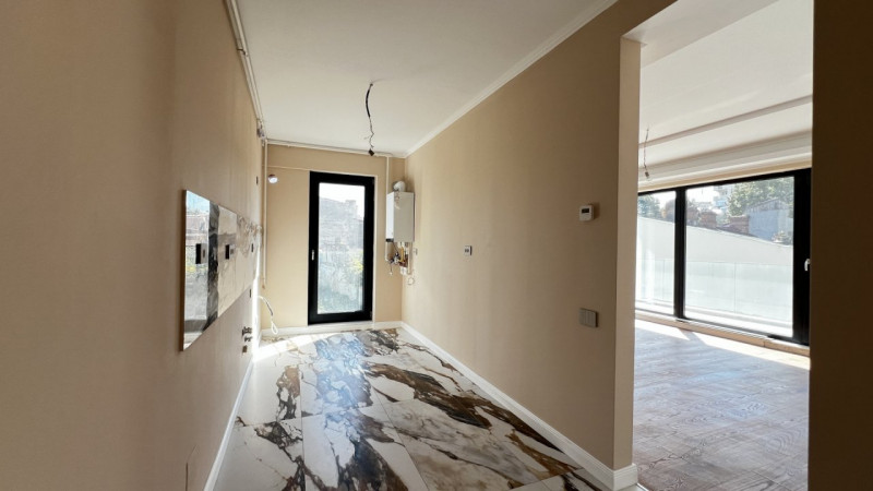 Unirii, 4 camere cu  2 parcari