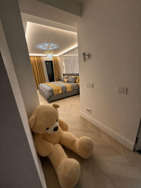 Vânzare apartament de 3 camere Unirii Bloc 2023